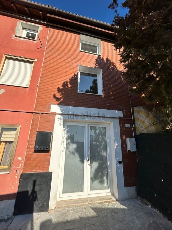 casa indipendente in vendita a Carpi