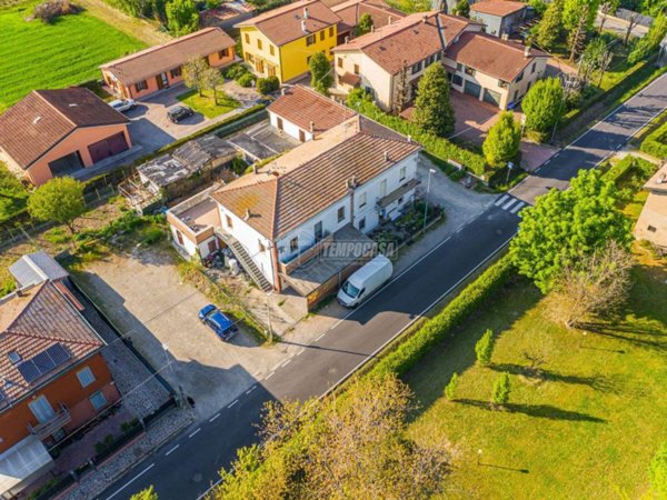 casa indipendente in vendita a Carpi in zona Santa Croce