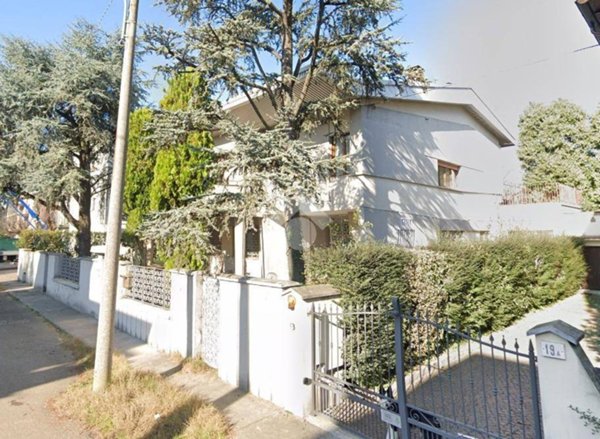 casa indipendente in vendita a Carpi