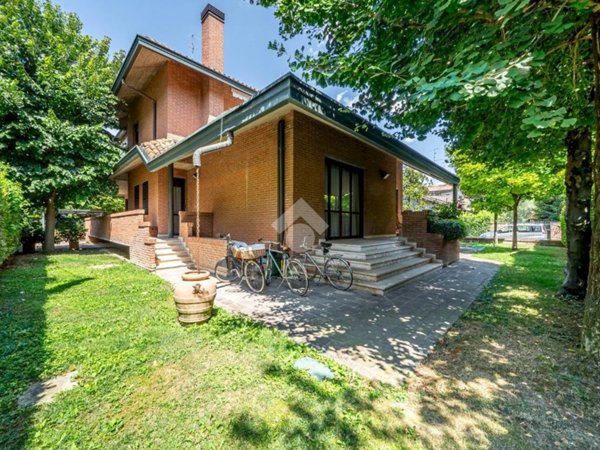 casa indipendente in vendita a Carpi