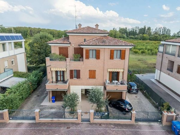 appartamento in vendita a Carpi in zona Santa Croce