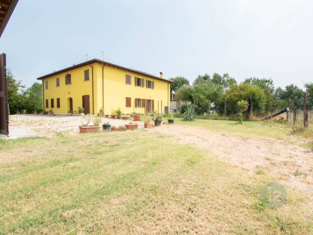 casa indipendente in vendita a Carpi