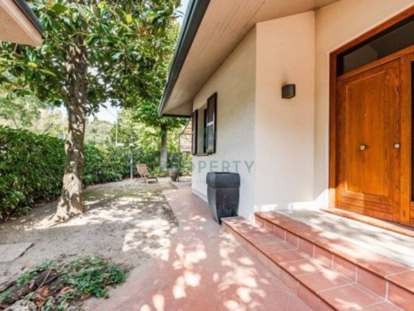 casa indipendente in vendita a Carpi in zona Cibeno Pile