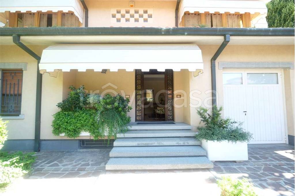 casa indipendente in vendita a Carpi