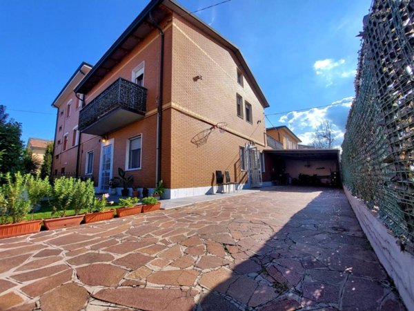 casa indipendente in vendita a Carpi