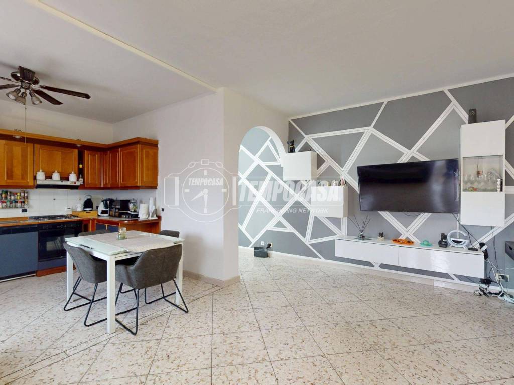 appartamento in vendita a Carpi in zona Cibeno Pile