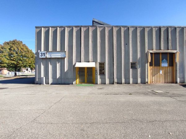 capannone in vendita a Carpi