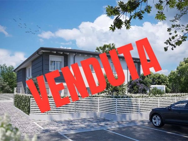 casa indipendente in vendita a Carpi