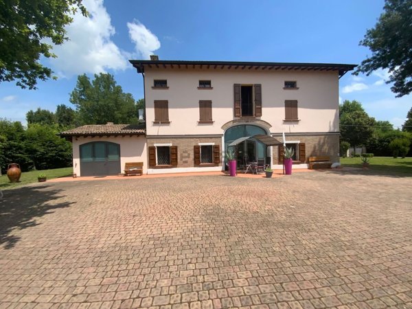 casa indipendente in vendita a Carpi