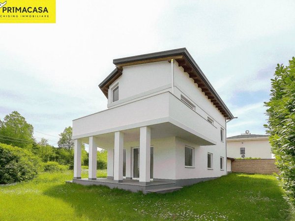 casa indipendente in vendita a Carpi in zona Centro Storico