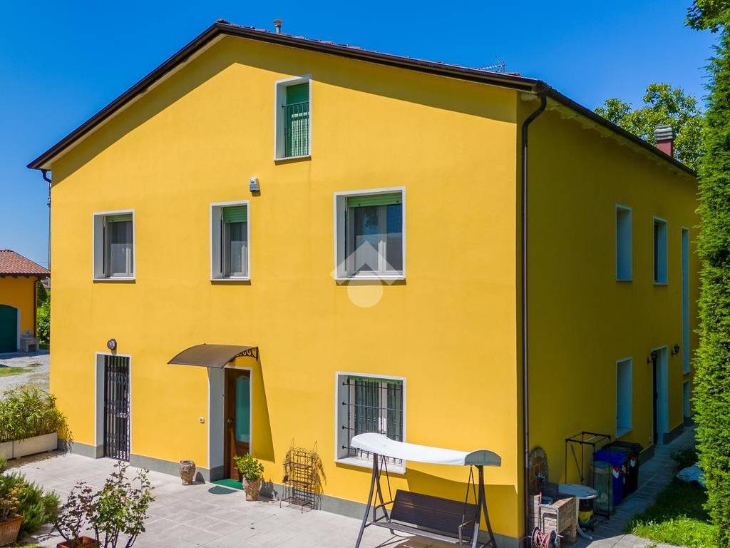 casa indipendente in vendita a Carpi in zona Budrione