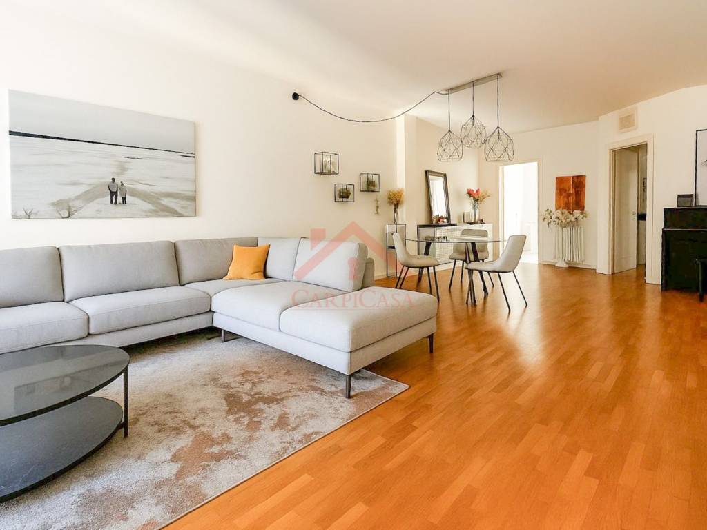 appartamento in vendita a Carpi in zona Centro Storico