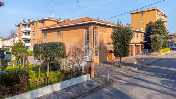 casa indipendente in vendita a Carpi