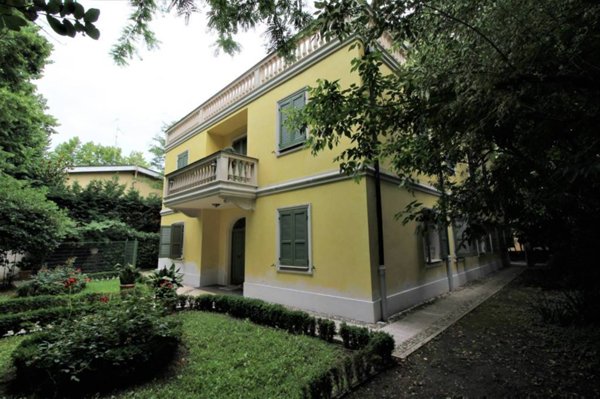 casa indipendente in vendita a Carpi