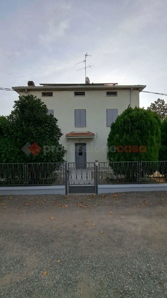 casa indipendente in vendita a Carpi in zona Fossoli
