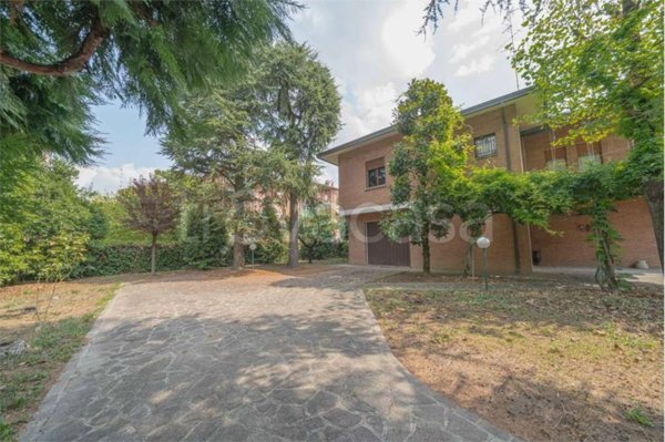 casa indipendente in vendita a Carpi