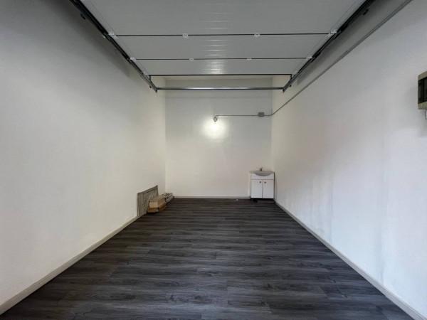 negozio in vendita a Carpi in zona Centro Storico