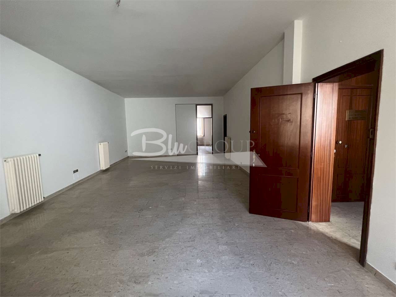 ufficio in vendita a Carpi in zona Centro Storico