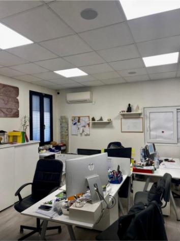 locale commerciale in vendita a Carpi