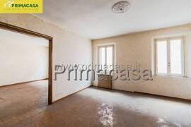 casa indipendente in vendita a Carpi in zona Centro Storico