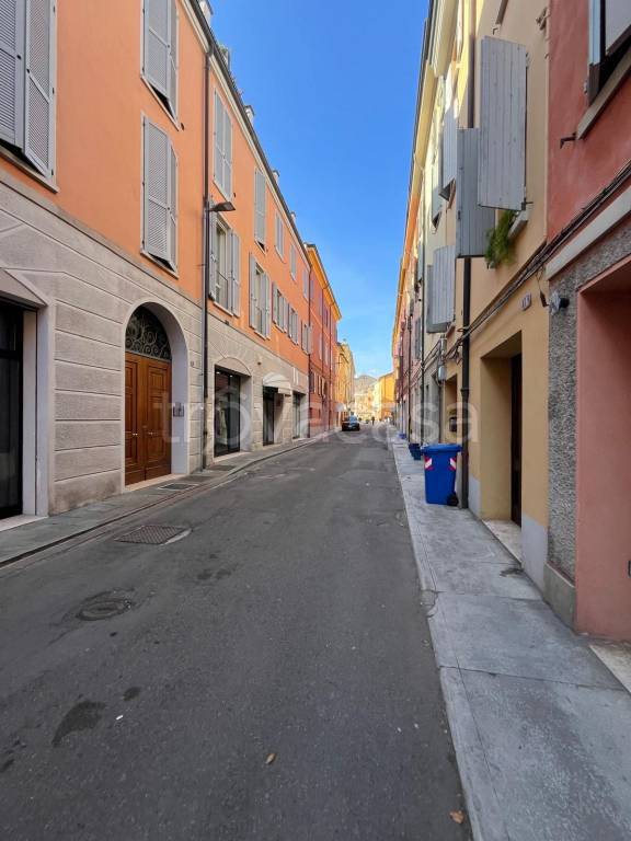 negozio in vendita a Carpi in zona Centro Storico