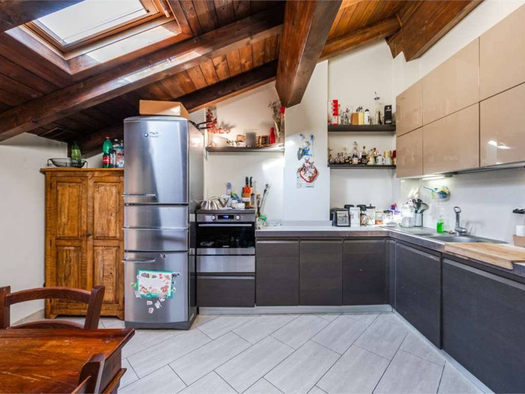 appartamento in vendita a Carpi in zona Centro Storico