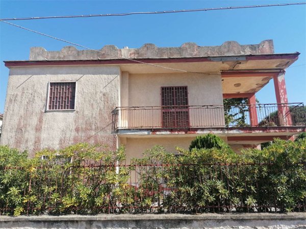 appartamento in vendita a Carpi in zona Cortile