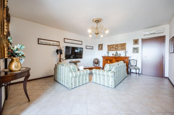 appartamento in vendita a Carpi in zona Cibeno Pile