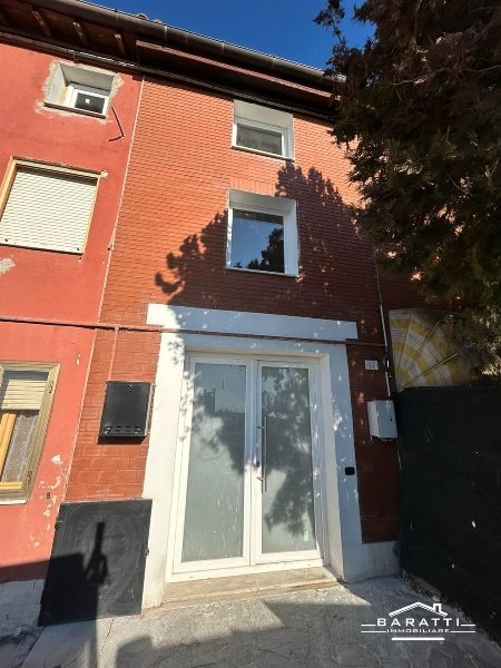 casa indipendente in vendita a Carpi in zona Gargallo