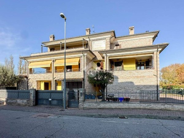 appartamento in vendita a Carpi in zona Santa Croce