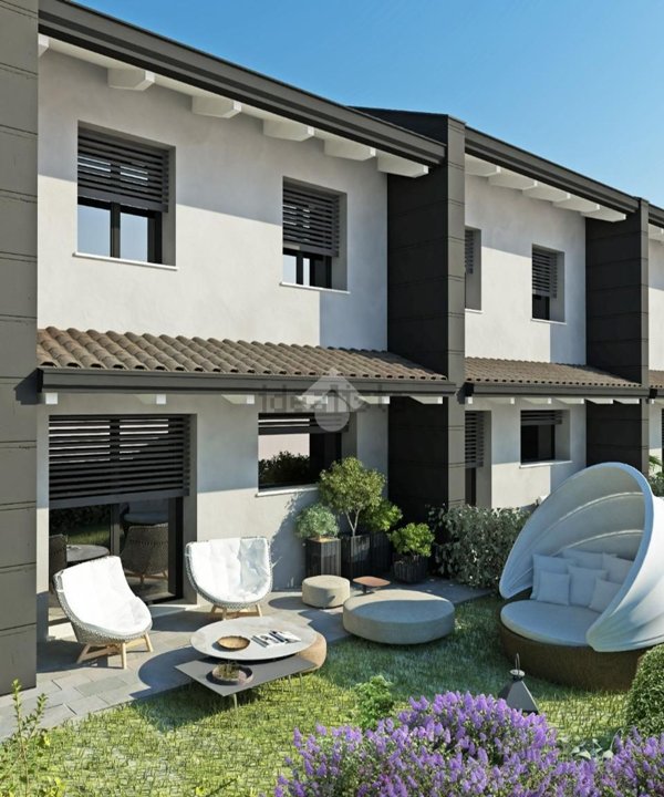casa indipendente in vendita a Carpi in zona Budrione