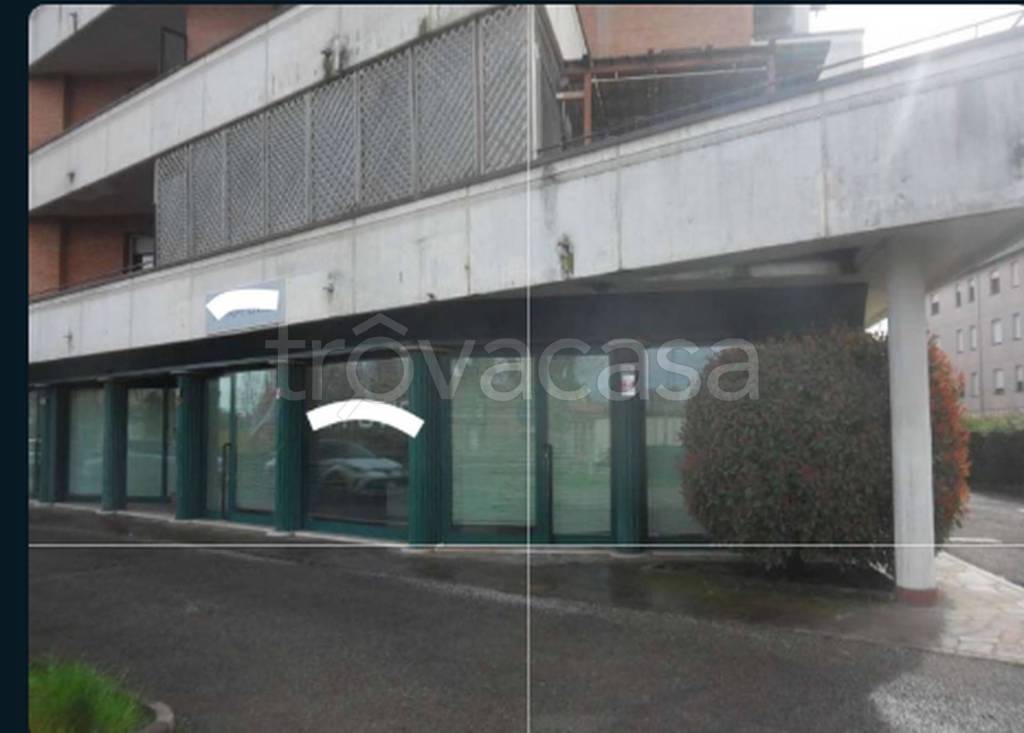 negozio in vendita a Carpi