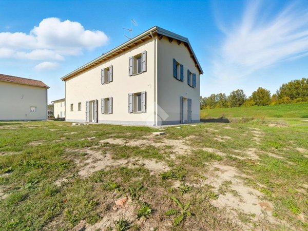 casa indipendente in vendita a Carpi in zona Cortile