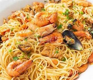 negozio in vendita a Carpi in zona Centro Storico