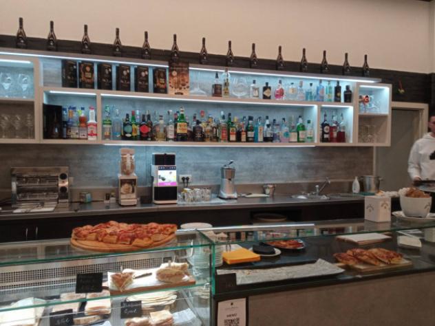 negozio in vendita a Carpi