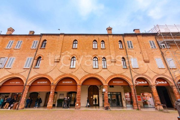 appartamento in vendita a Carpi in zona Centro Storico