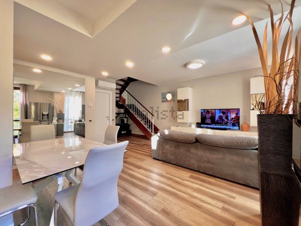 appartamento in vendita a Carpi in zona Centro Storico