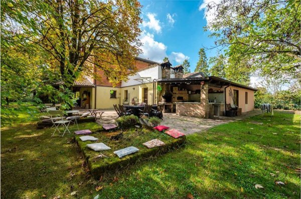 casa indipendente in vendita a Carpi