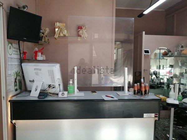 negozio in vendita a Carpi in zona Centro Storico