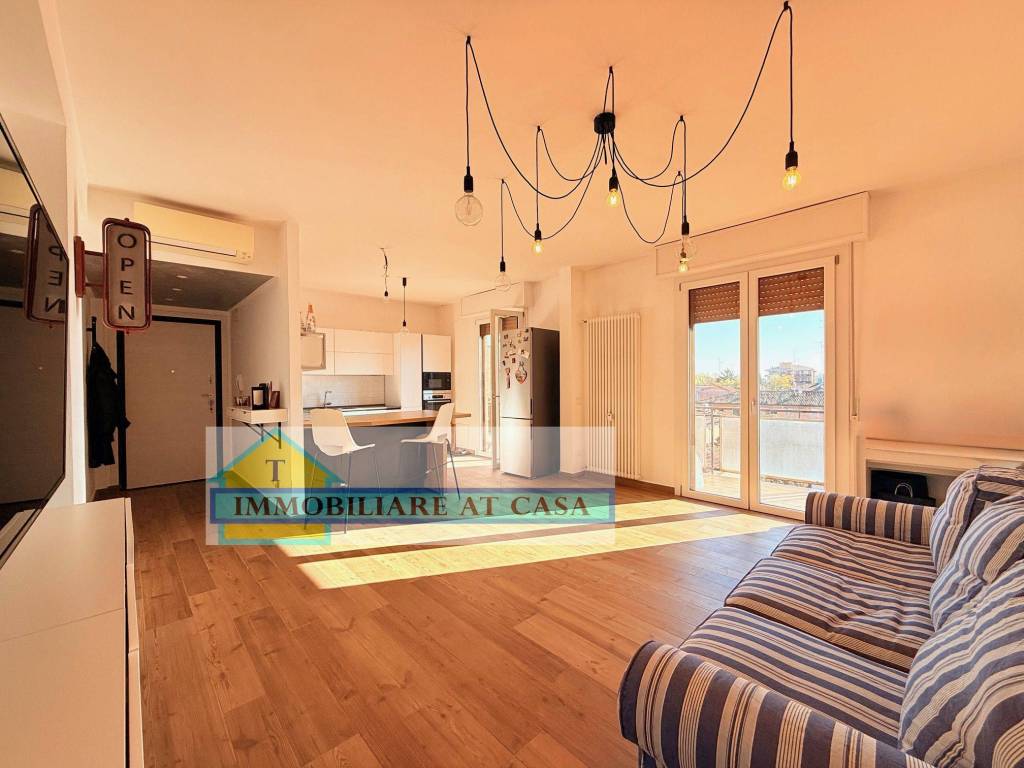 appartamento in vendita a Carpi in zona Centro Storico