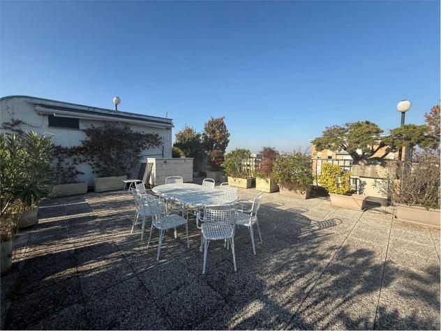 appartamento in vendita a Carpi in zona Centro Storico