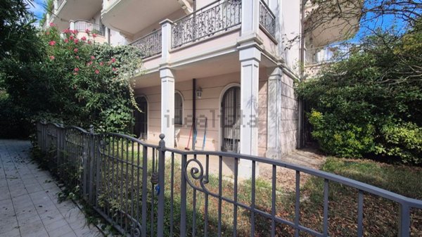 appartamento in vendita a Carpi in zona Centro Storico