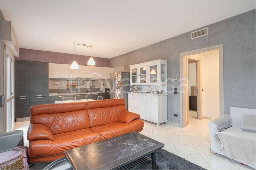 appartamento in vendita a Carpi in zona Centro Storico