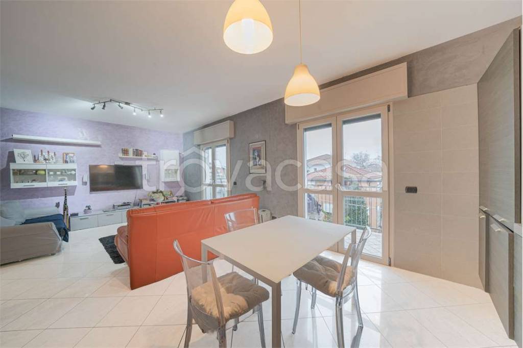 appartamento in vendita a Carpi in zona Centro Storico