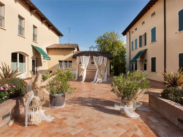 casa indipendente in vendita a Carpi in zona Budrione