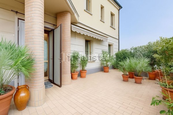 appartamento in vendita a Carpi in zona Cortile