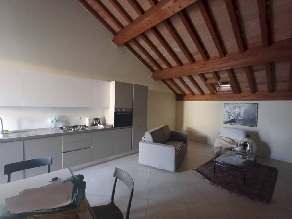 appartamento in vendita a Carpi in zona Centro Storico