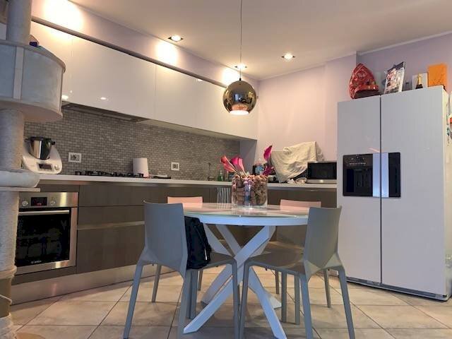 appartamento in vendita a Carpi in zona Centro Storico