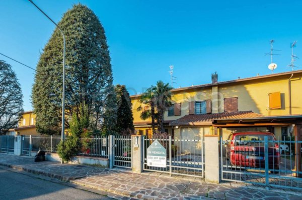 casa indipendente in vendita a Carpi in zona Budrione