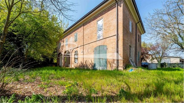 ufficio in vendita a Carpi in zona San Marino